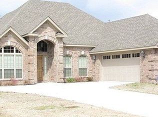 1518 Milligan Drive, Maumelle, AR 72113