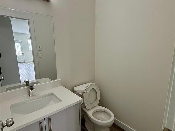 5th image of 2978 Green Brook ROAD