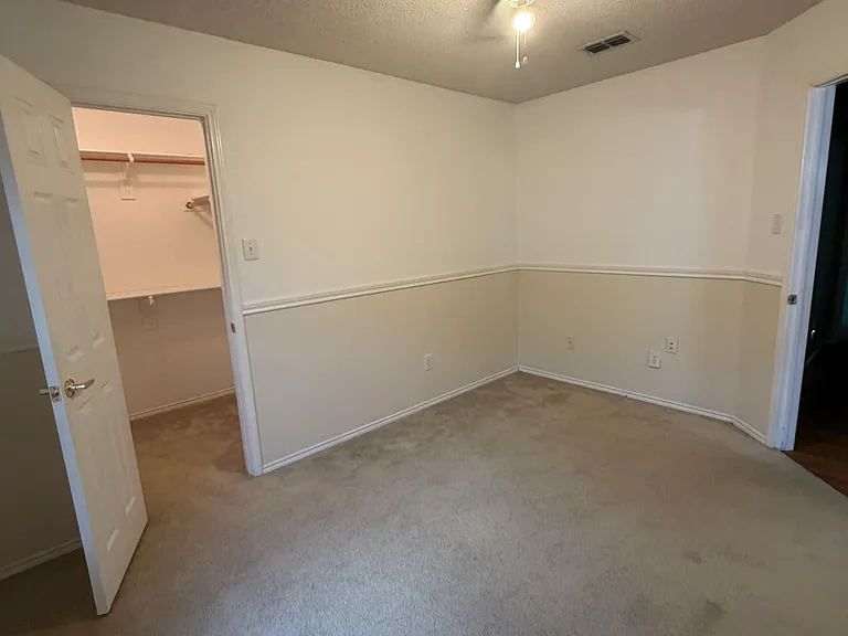 2521 Ensenada Ln — Photo 10