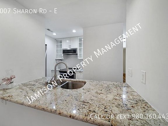3rd image of 5007 Sharon Rd Unit E