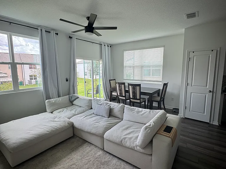 6184 Daerr Ridge St — Photo 1