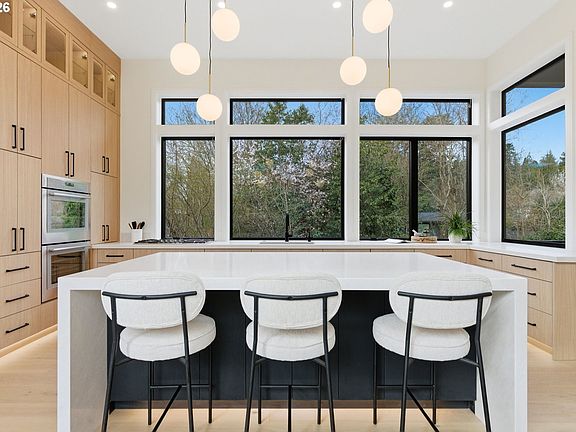 4th image of 6233 SW Hamilton Way