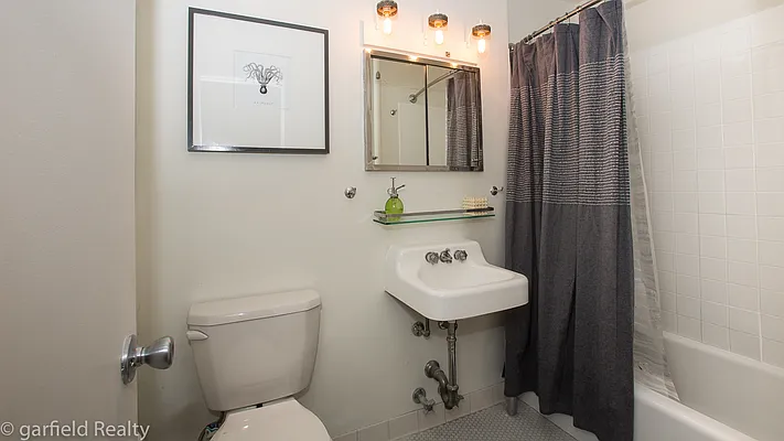 Sold by Garfield Realty  | media 30