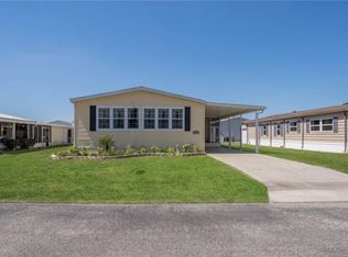 5639 Pawnee St, Zephyrhills, FL 33542