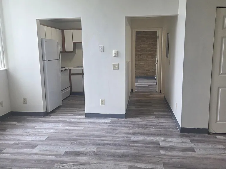 90 McKinstry Ave #118 — Photo 10