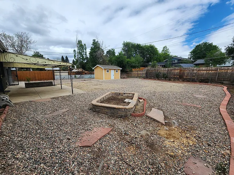 313 S Chelton Rd — Photo 29