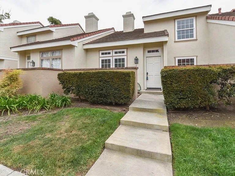 37 Wellesley #47 — Photo 2