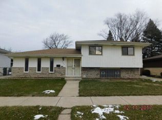 536 E 146th St, Dolton, IL