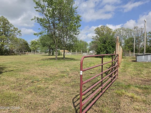 2nd image of 1323 Hottel Springs Rd