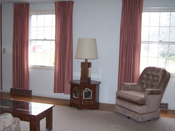 4th image of 23 Clearview Dr