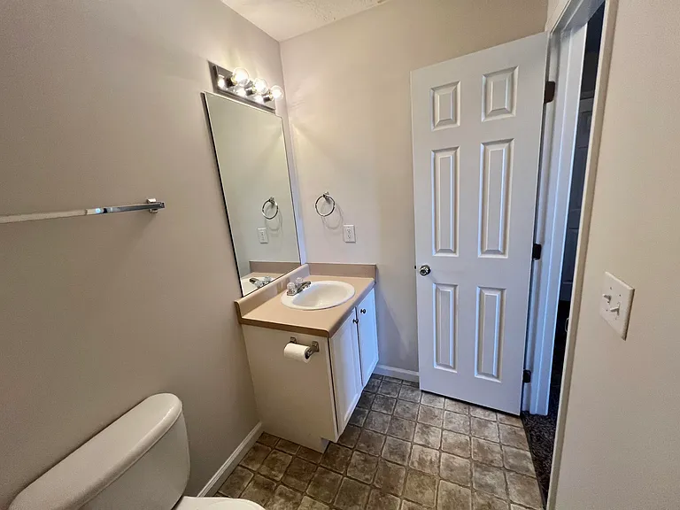 707 Porter Ln — Photo 30