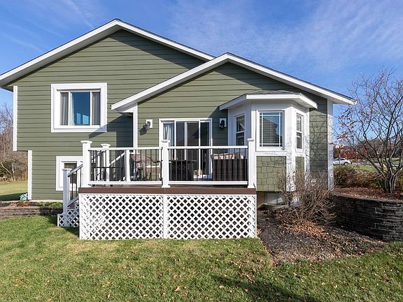 5th image of 7456 Sussex Dr