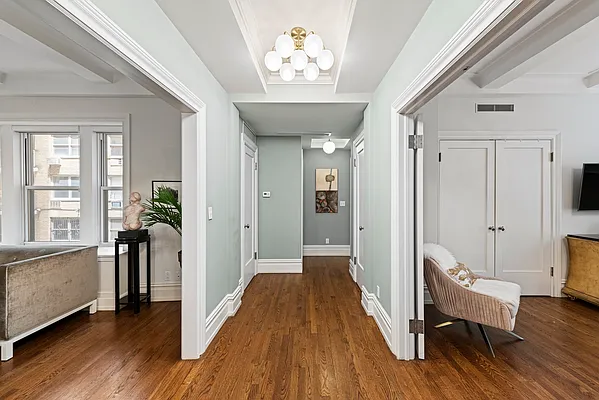 Sold by Compass | media 6