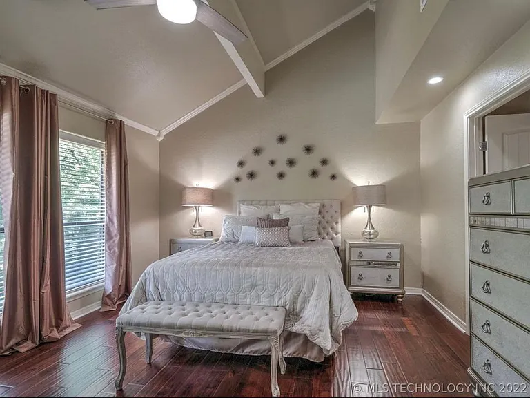 7628 S Quebec Ave — Photo 12