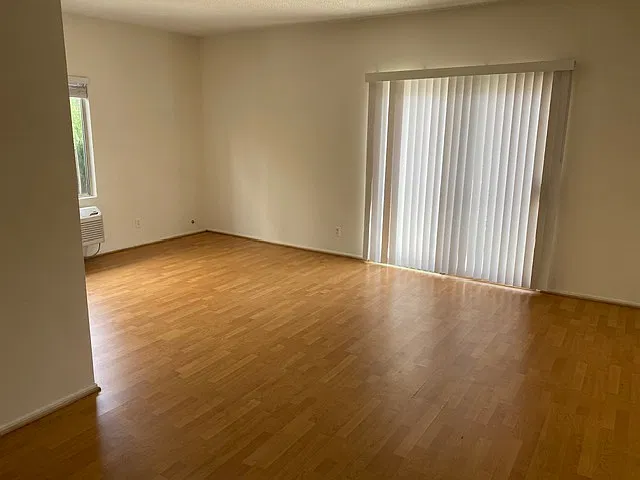 1 bed, 705 sqft, $1,850 — Photo 2