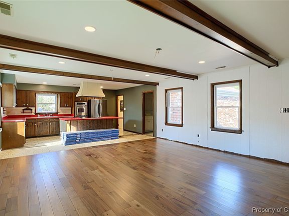 3rd image of 7450 Matoaka Ave