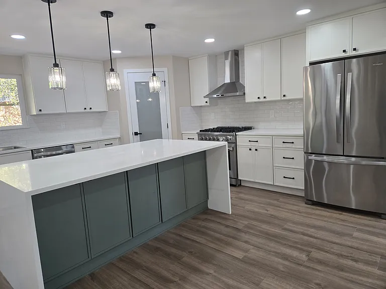 Grand Island with Cabinets and Waterfall design
