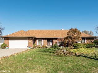 19N203 Green Meadows Ln, Hampshire, IL