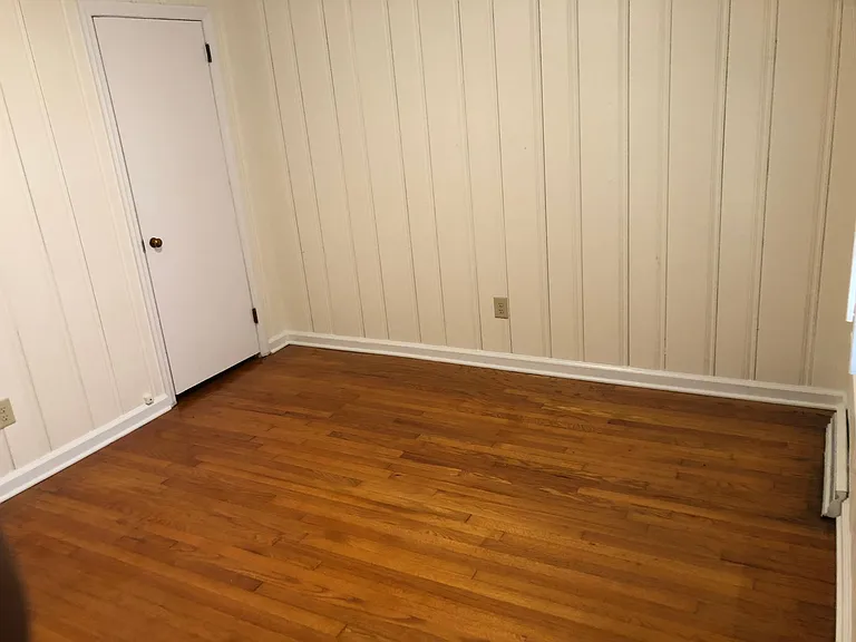 226 Mayflower Dr — Photo 9