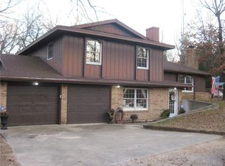 3510 Redbud Dr, Holdenville, OK 74848