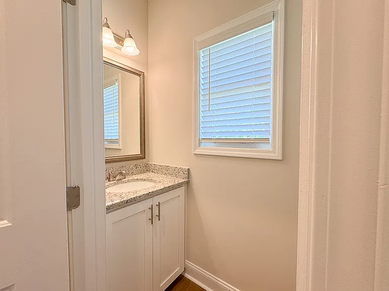 102 Skye Dr #4 — Photo 14