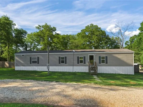 31301 Holmesville Rd, Mount Hermon, LA 70450