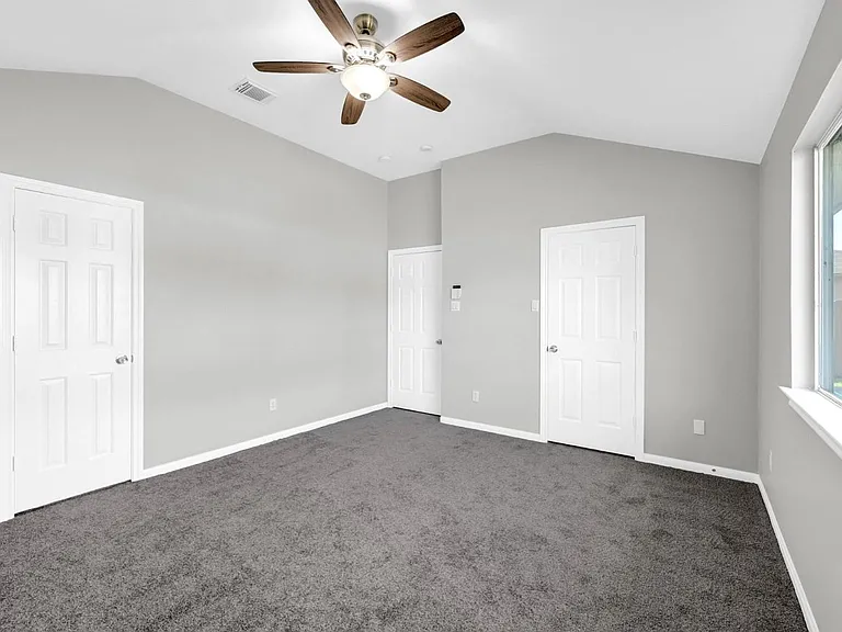 4018 Floral Way Ct — Photo 17