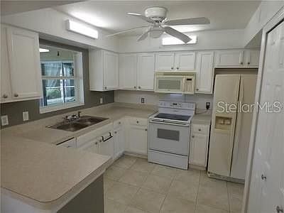 3rd image of 2374 Starview Ave