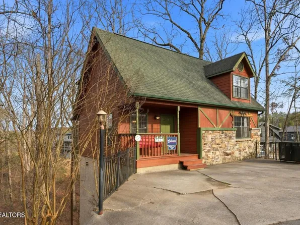 2813 Forrest Way, Pigeon Forge, TN 37863