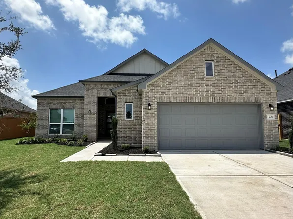 13627 Lago Vista Dr, Iowa Colony, TX 77583