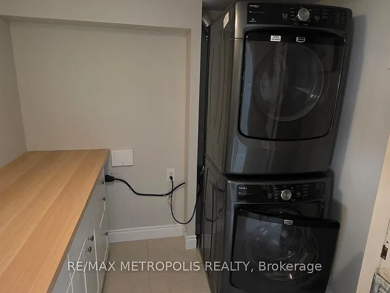 1300 Bloor St #1803 — Photo 11