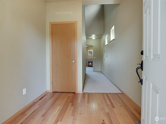 3rd image of 6617 159th Street E