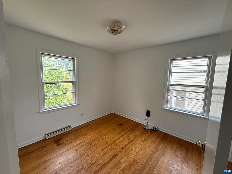 913 Druid Ave — Photo 14