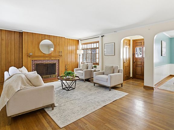 3rd image of 534 Walhalla Rd