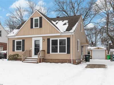 452 E 327th St, Eastlake, OH, 44095