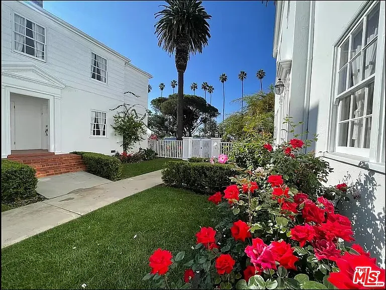 429 Ocean Ave #12 — Photo 5