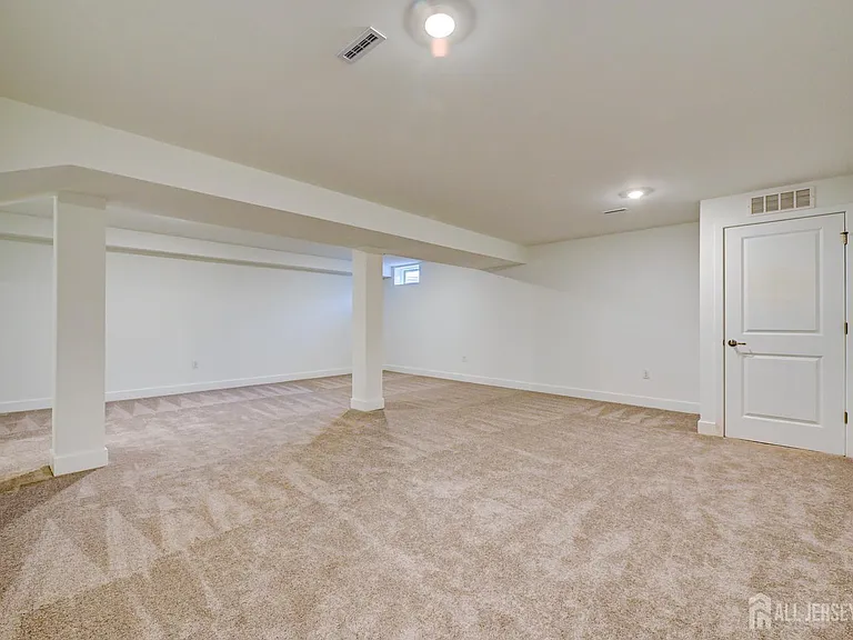 13 Griffin Ln — Photo 41