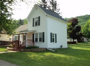 771 E Burton St, Richland Center, WI 53581