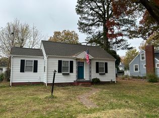 307 Mattox Dr, Newport News, VA 23601