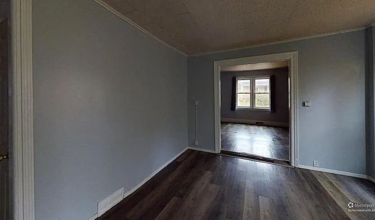 10 Locust St — Photo 7