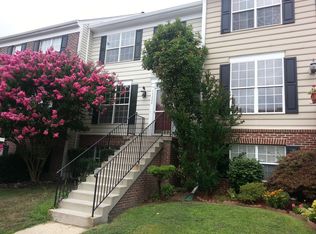 43222 Kelly Ter, Chantilly, VA 20152