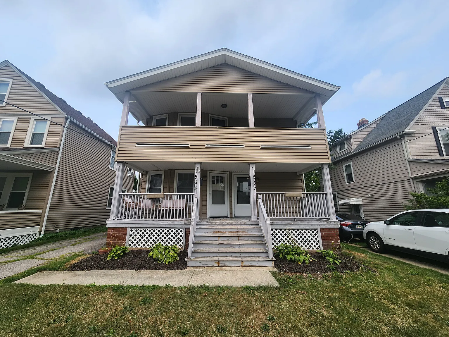 Three Bedroom on the west side of Lakewood — Photo 2