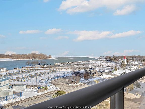5th image of 9099 Riverside Dr E #809W