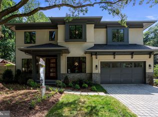 2370 N Taylor St, Arlington, VA 22207