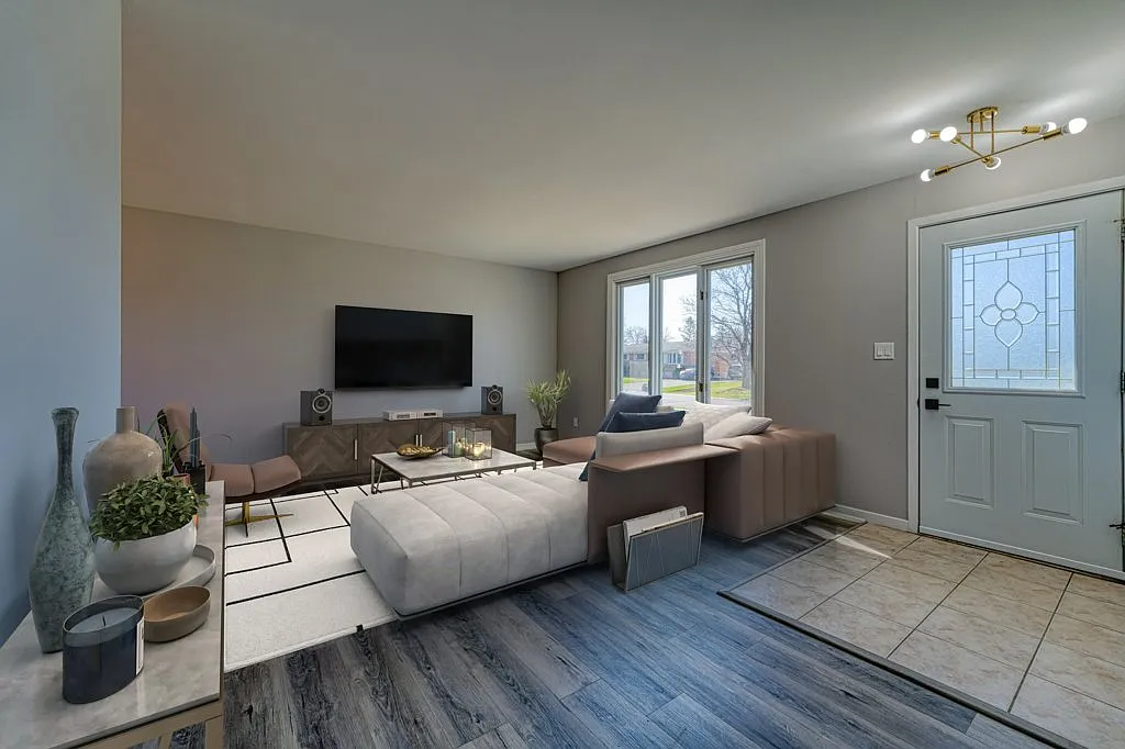 795 Aylmer Crescent Kingston — Photo 4