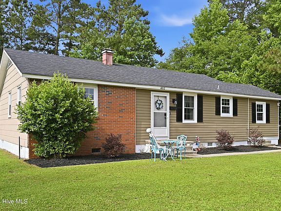 2nd image of 402 Clyde Drive