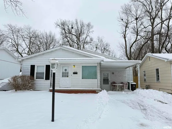 2530 Burton Dr, Springfield, IL 62703