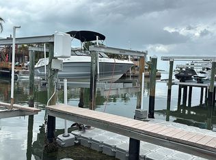 2600 Paula Dr N APT 19A, Dunedin, FL 34698