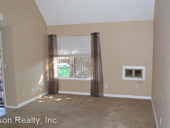 2nd image of 1051 Baywood Dr APT C