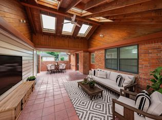 5002 Leafy Hollow Ct, Houston, TX 77018